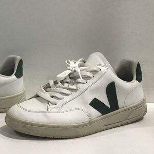 Men’s Veja White Leather Low Top Sneaker Size 11.5M